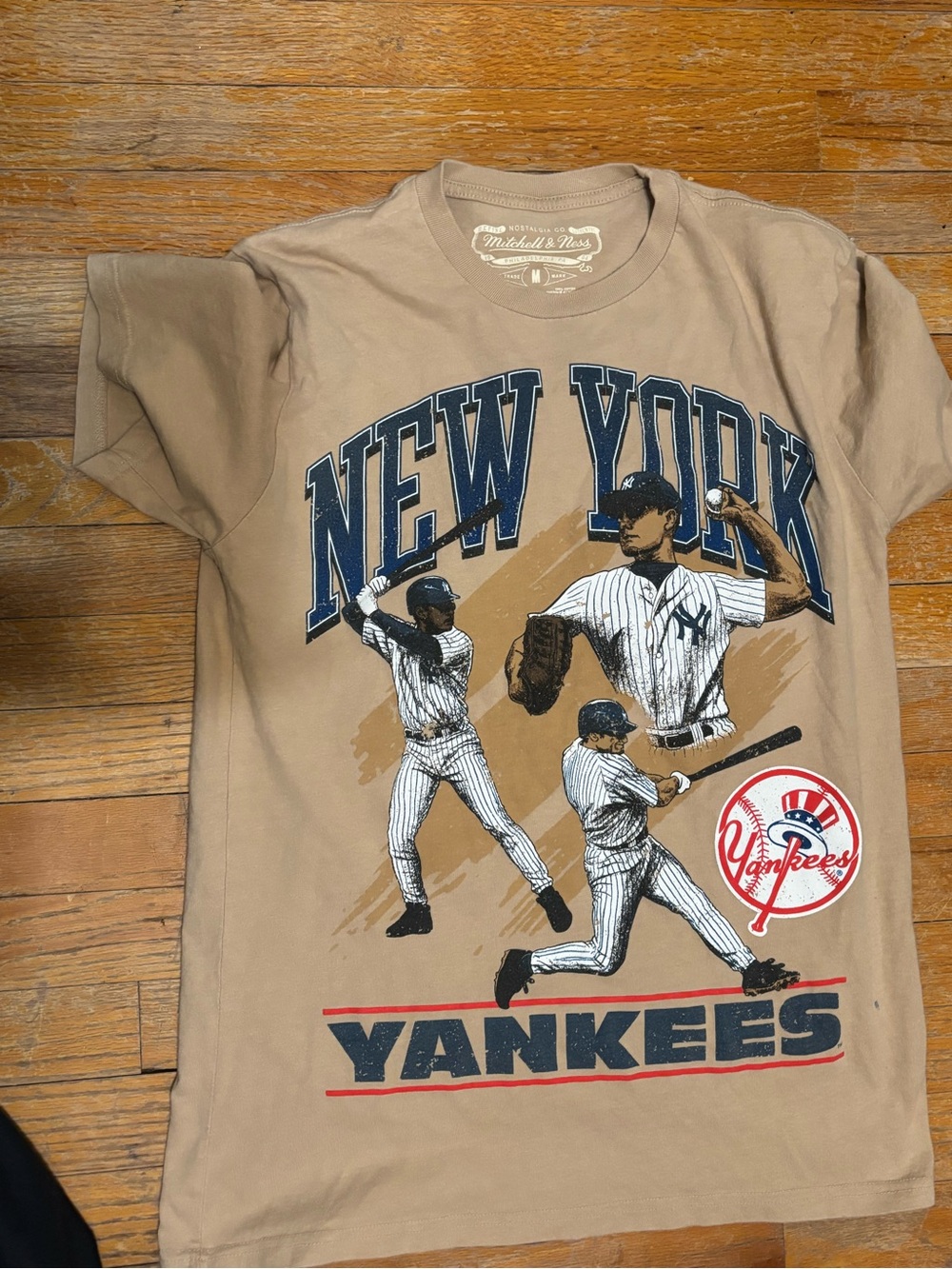 Mitchell & Ness Kids Tan New York Yankees Graphic Tee with Navy Accents
